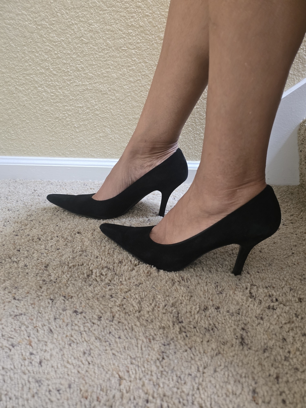 Nine West Black Pointed-Toe Suede Pumps